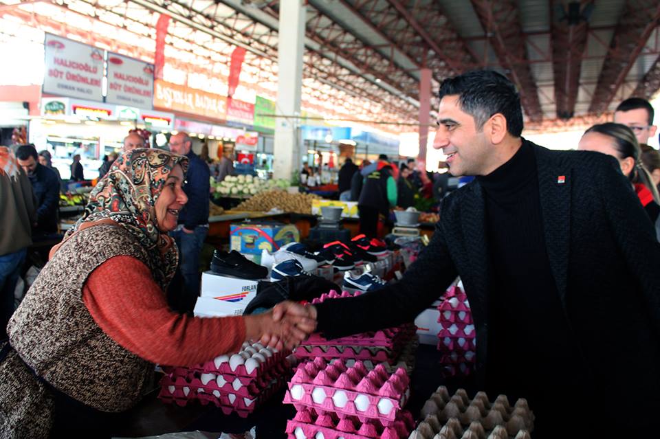 Kayalar'a destek çığ gibi büyüyor