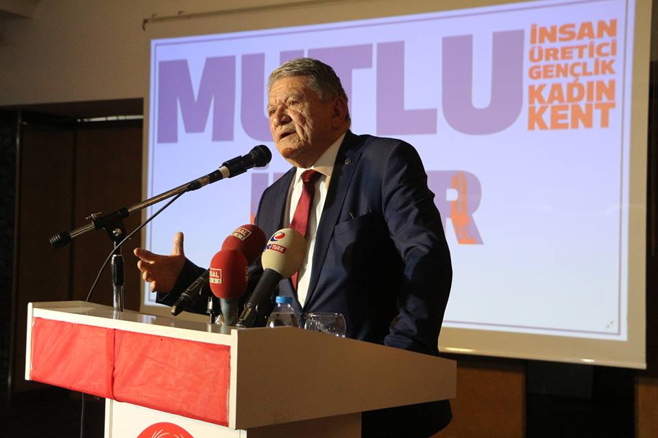 DR. RİFAT MUTLU, “MUTLU İZMİR” PROJESİNİ AÇIKLADI