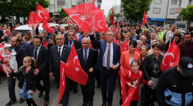 Gaziemir’de ‘bayram havası’ 23 Nisan coşkusu hafta boyu sürecek