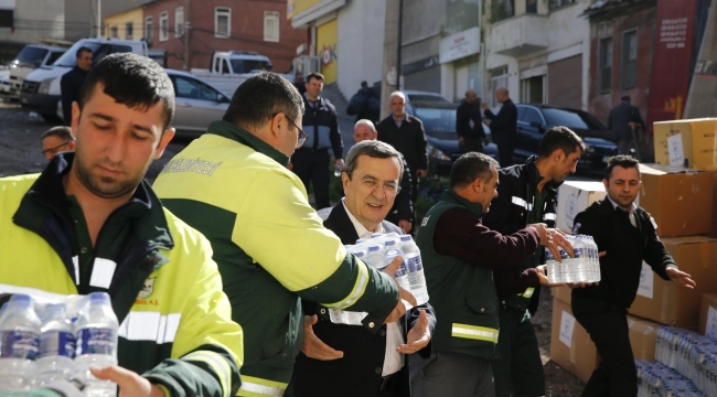 Konak'ın yardım tırı Elazığ’a yola çıktı