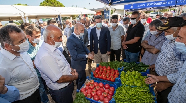 Büyükşehir Belediye Başkanı Soyer'in köylüye desteği sürüyor