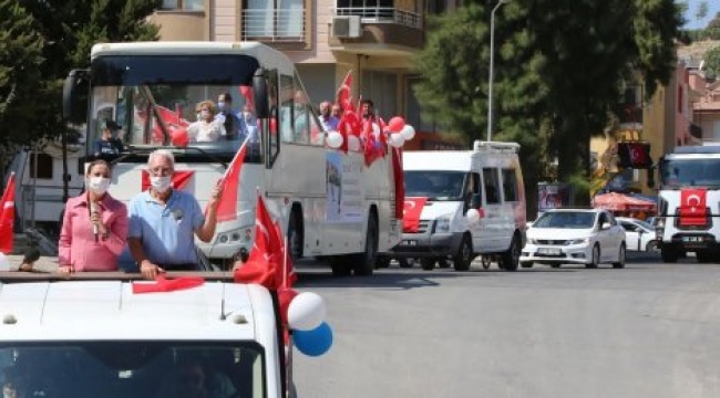 Efes Selçuk’ta sonsuz özgürlük ve bağımsızlık konvoyu