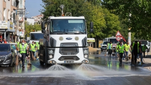 Buca sokaklarında dip köşe sonbahar temizliği