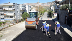 Bornova’da asfalt mutluluğu