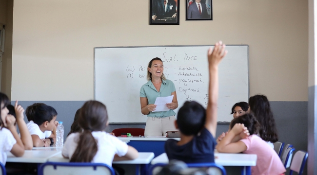 Bayraklı’nın kursları yüz güldürüyor