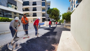 Gaziemir’in yolları yenileniyor