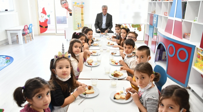 NAR ÇİÇEKLERİNDE TATİL ZAMANI