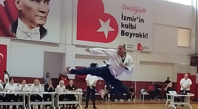 Bayraklılı sporculardan Kick Boks başarısı