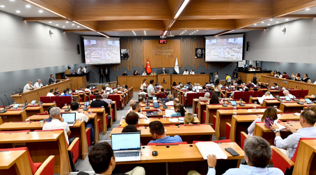 Büyükşehir Meclisi’nden Başkan Soyer’e yetki