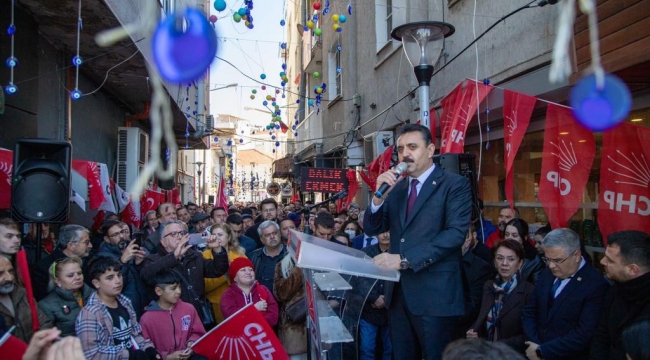 Başkan Kırgöz’ün İlçe Ziyareti Mitinge Dönüştü