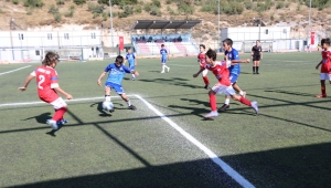  Bayraklı’da U-12 Cup Futbol Turnuvası heyecanı