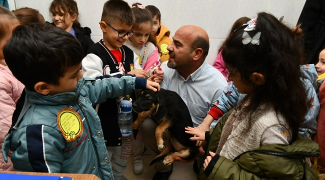 Çocuklar Hayvanları Seviyor, Çiğli’de Sevgi Büyüyor