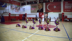 Bayraklı'da Dansın Büyüsü: Kent Konseyi'nden Sanat Dolu Bir Gece