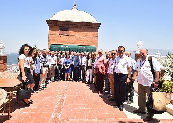 İzmir’de buluştular